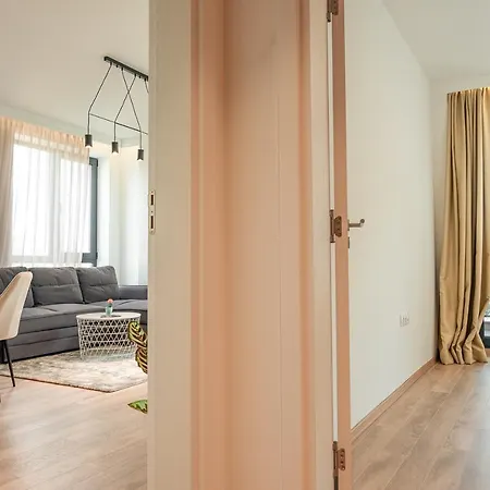 Urban Exec With Free Gym Pass, Full Office Setup And Designated Parking Space * Plovdiv