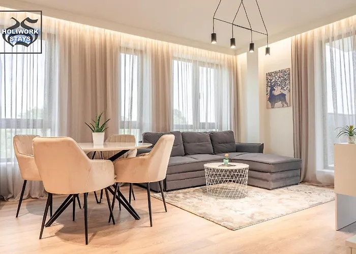 Urban Exec With Free Gym Pass, Full Office Setup And Designated Parking Space Apartament Płowdiw