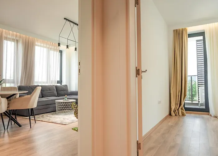 Urban Exec With Free Gym Pass, Full Office Setup And Designated Parking Space * Płowdiw